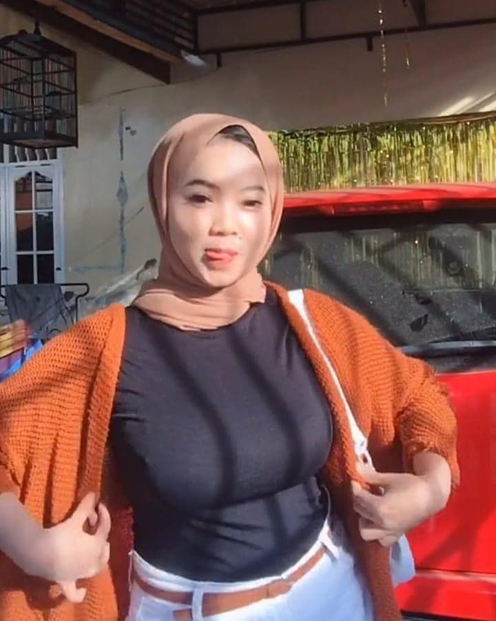 "pijat panggilan bandara soekarno hatta"