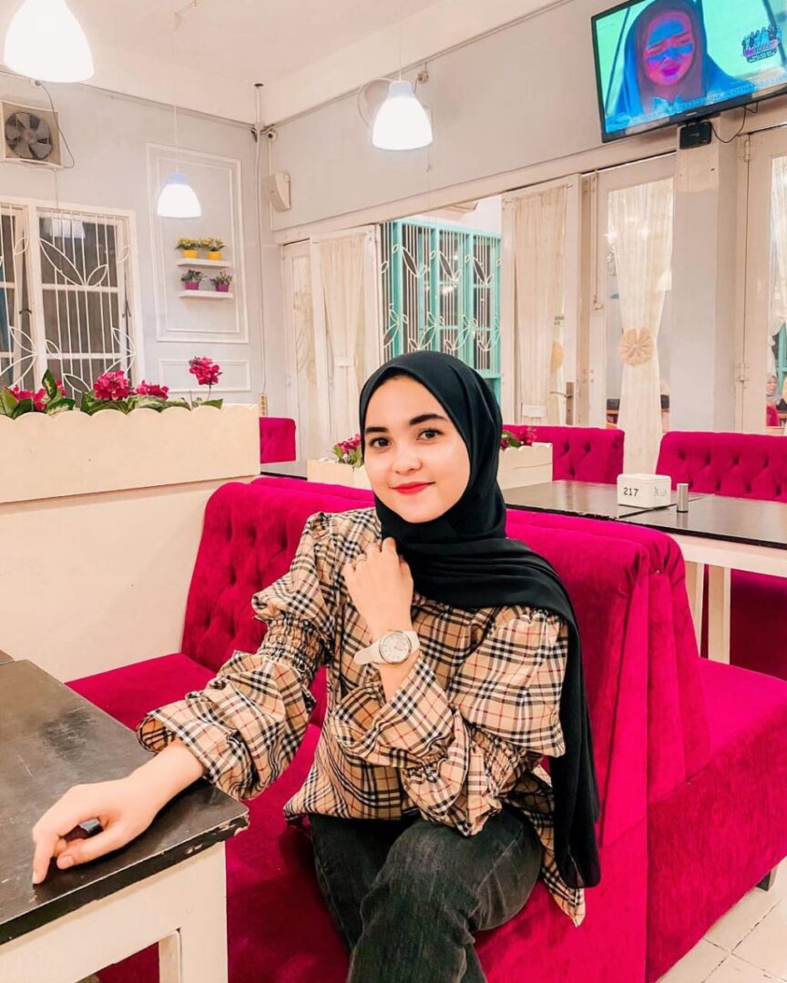 Pijat Panggilan Manado terdekat saya 24 Jam plus wanita istimewa