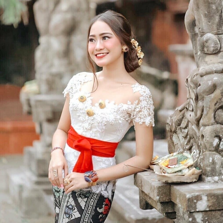 Pijat Panggilan Sukabumi 24 Jam PLUS Harga Terapis I 08112517273