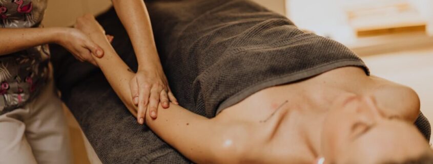 Go Massage Pontianak